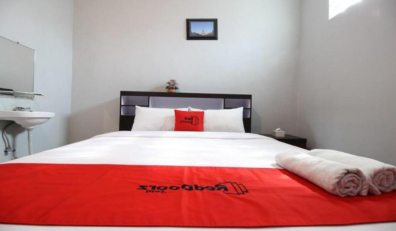 RedDoorz Plus @ Hotel Star 88 Tugu Exterior foto